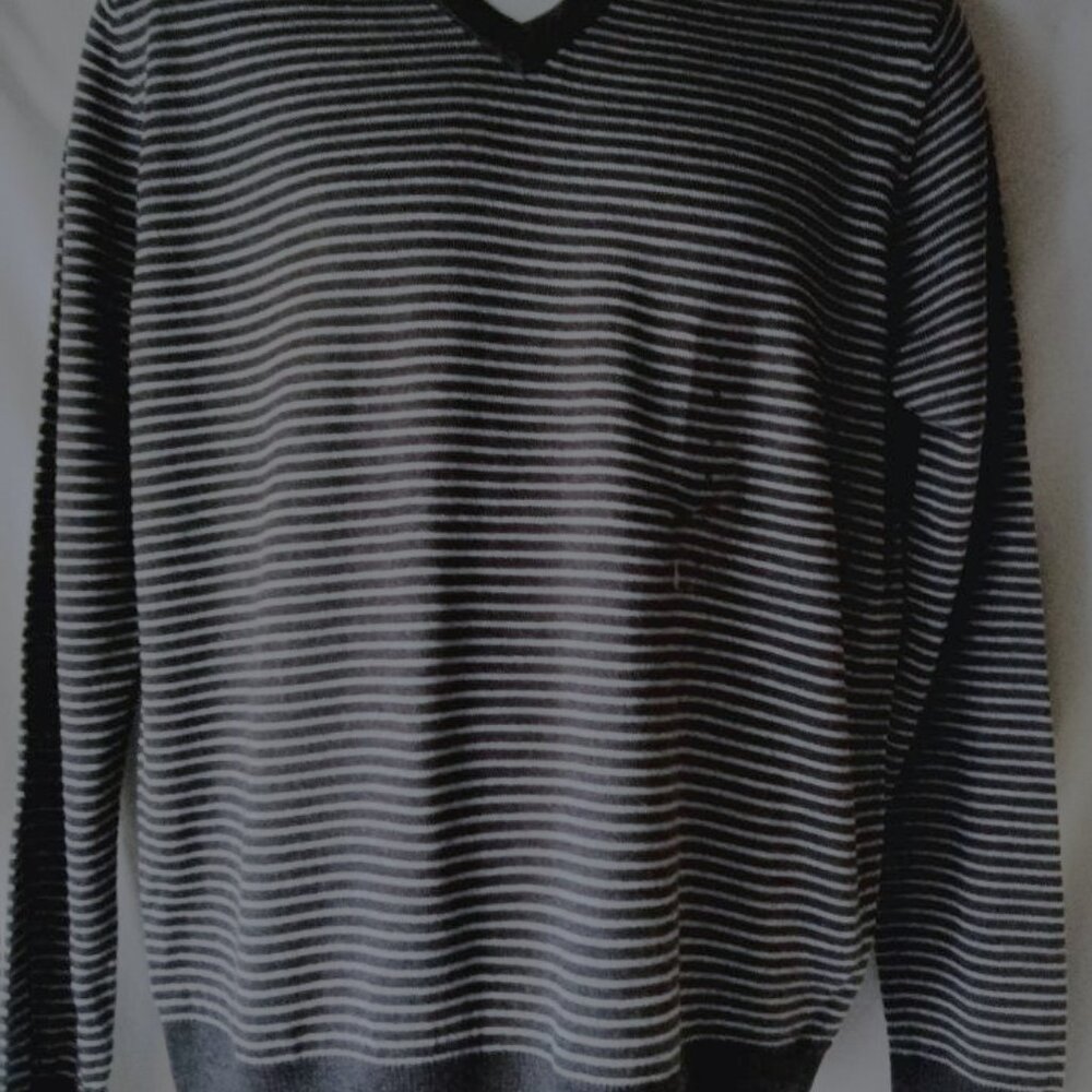 Men's Gray Striped V Neck Sweater Marino Wool Small XL NWT